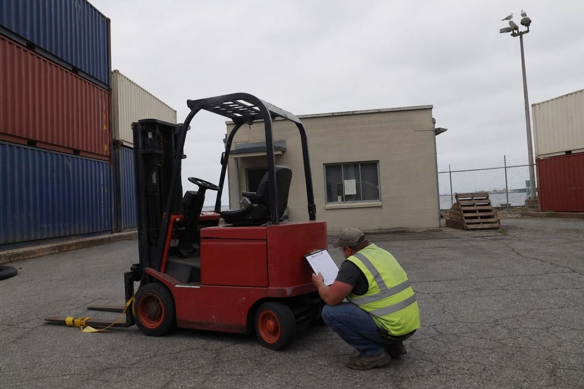 Commercial forklift imports over $2,500 typically require both a customs bond and freight forwarding services (ID#3)